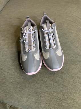 Vionic Guinn Women's Waterproof Bungee Lace Sneakers in Grey Blush Pink